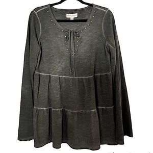 Knox Rose Gray Ruffled Bedazzled Tunic Blouse